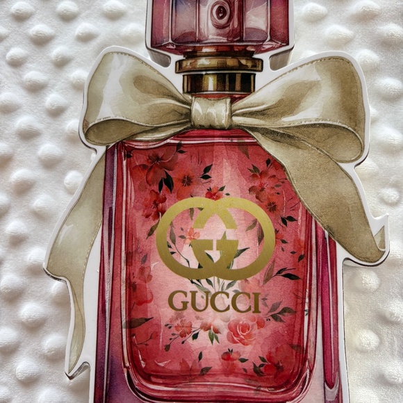 New Gucci 3D Wood Perfume Bottle Decor Ornament - Picture 4 of 8